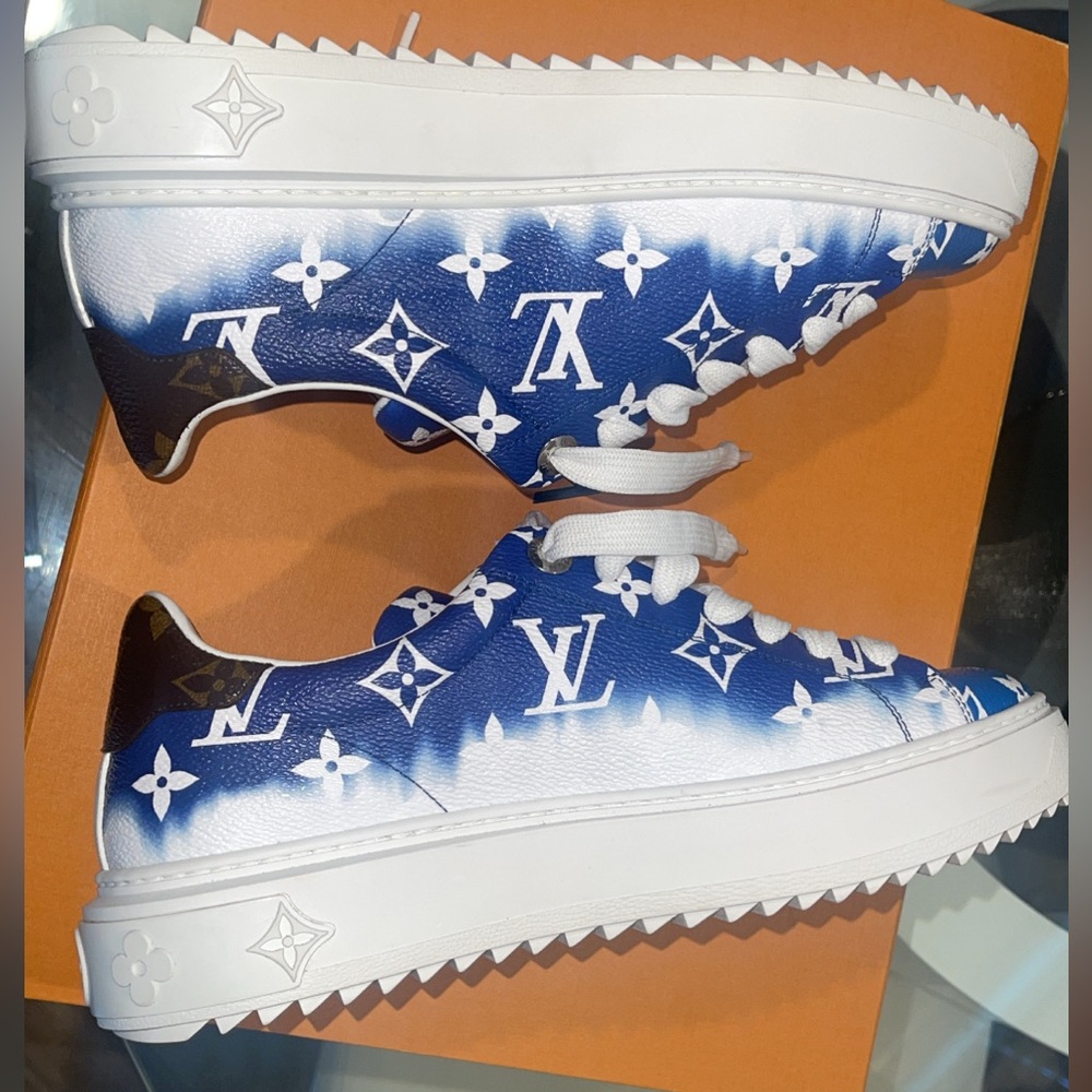 Louis Vuitton women sneakers ‘AUTHENTIC’